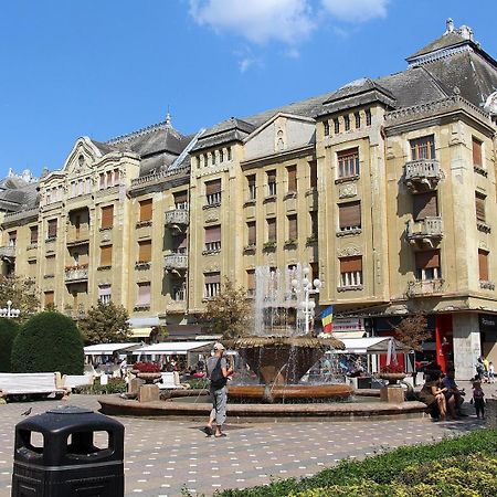 Ultra-Central Apartment In The Loffler Palace Τιμισοάρα Εξωτερικό φωτογραφία